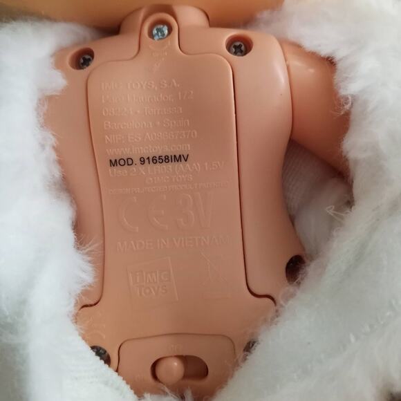 Cry Babies DAISY Doll Baby Sounds Cries Tears Cat Costume Removeable IMC Toys - Picture 8 of 10